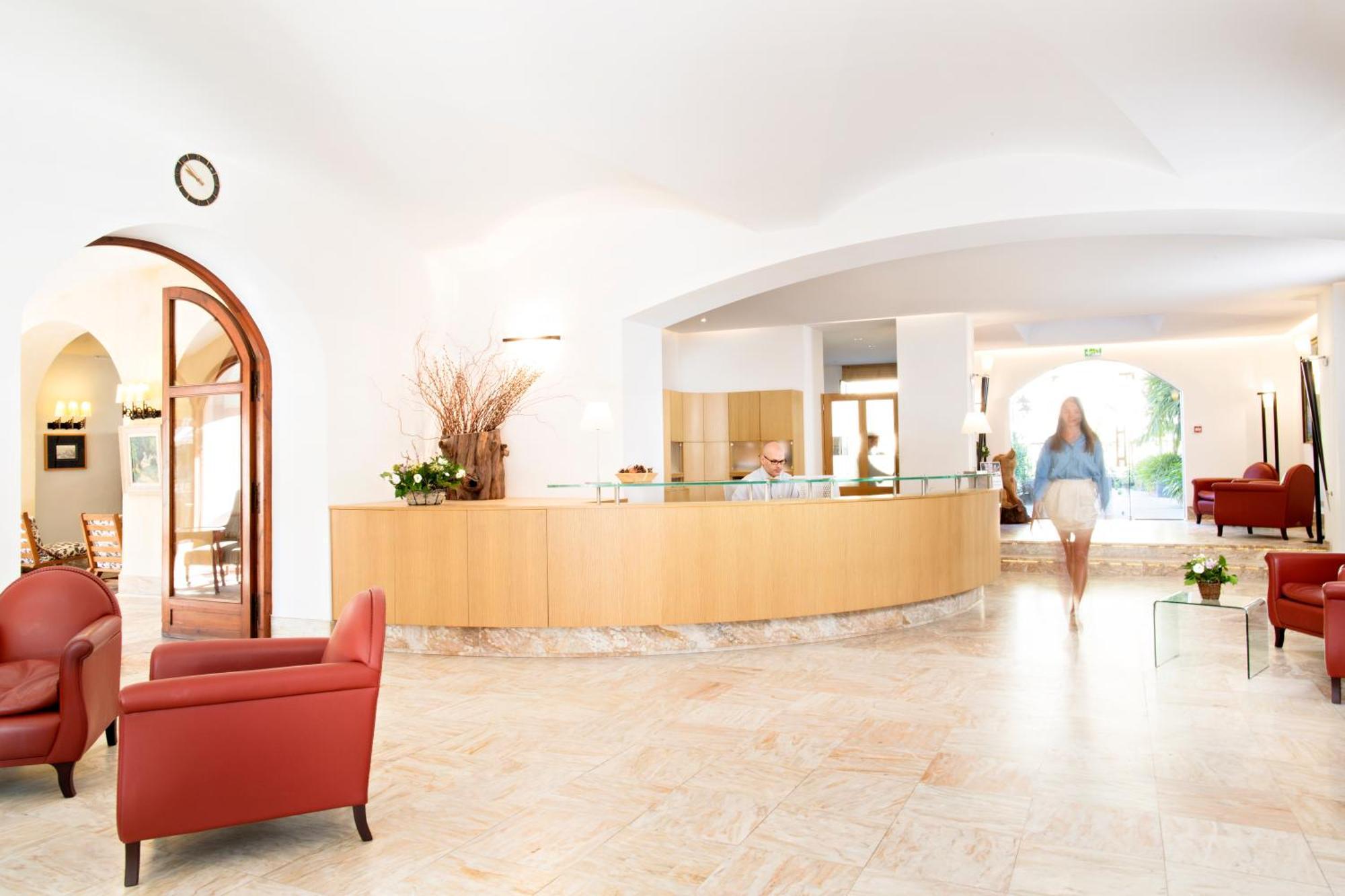 Le Grand Hotel Moltig les Bains Esterno foto